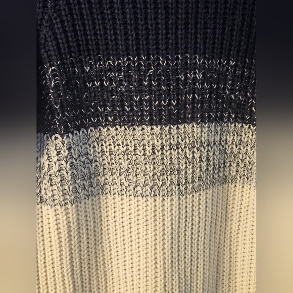 High low sweater size M/L - Picture 5 of 6